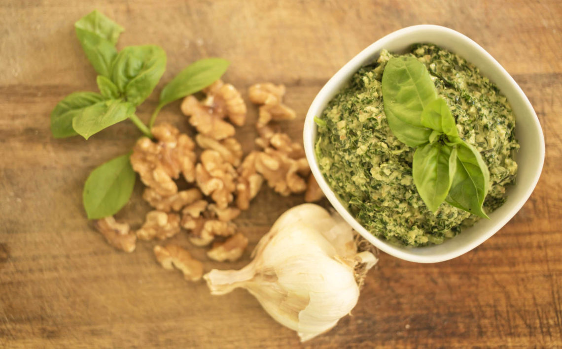 kale, basil and walnut pesto – dairy free & vegan