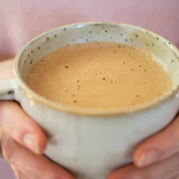 Mug of Paleo Hot Chocolate with Anti-Inflammatory Spices.