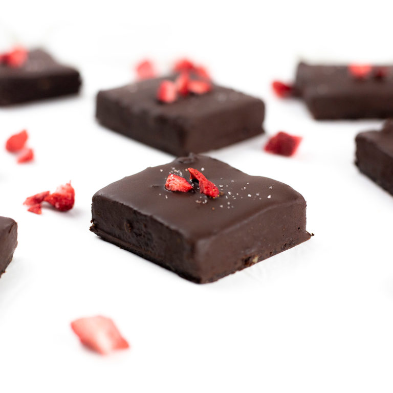 Fudgy No Bake Brownies (Vegan)