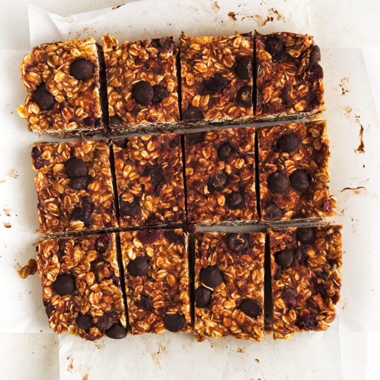 Chocolate Chip Oat Bars (No Bake)